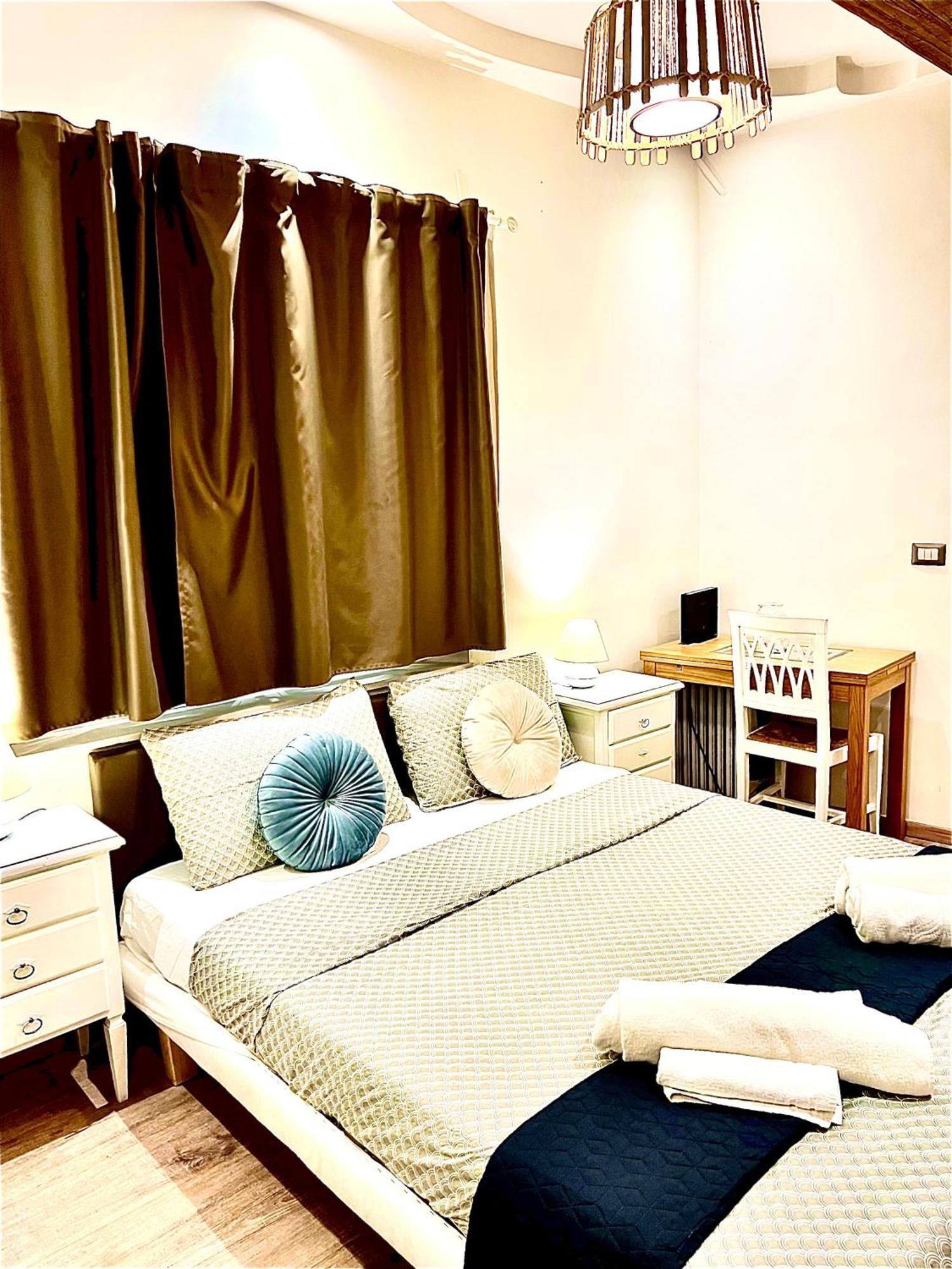 Apartment Pantheon Luxury Historic Center Rome