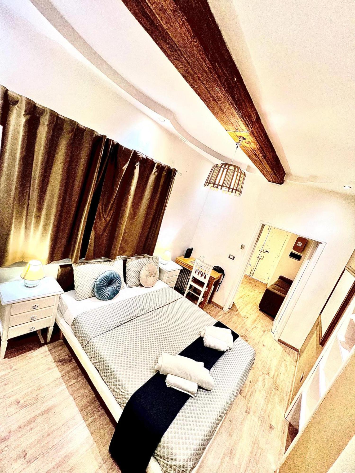 Appartement Pantheon Luxury Historic Center *